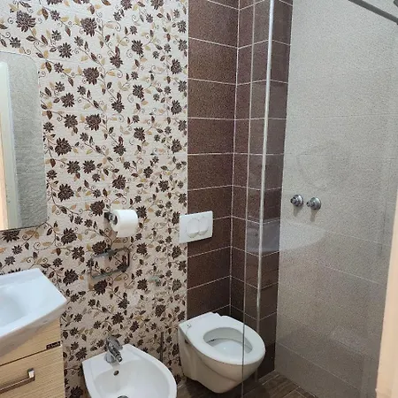 ホテル Maren ドゥラス