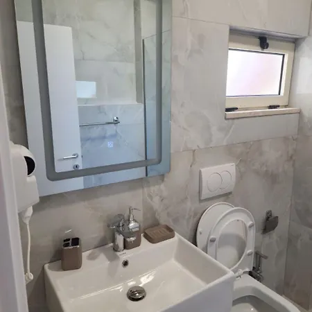 ホテル Maren ドゥラス