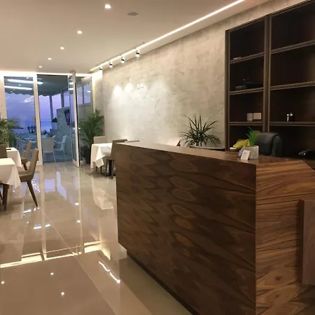 Hotel Maren 3*