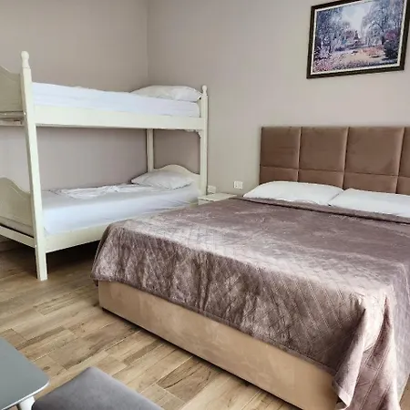 Maren Hotel